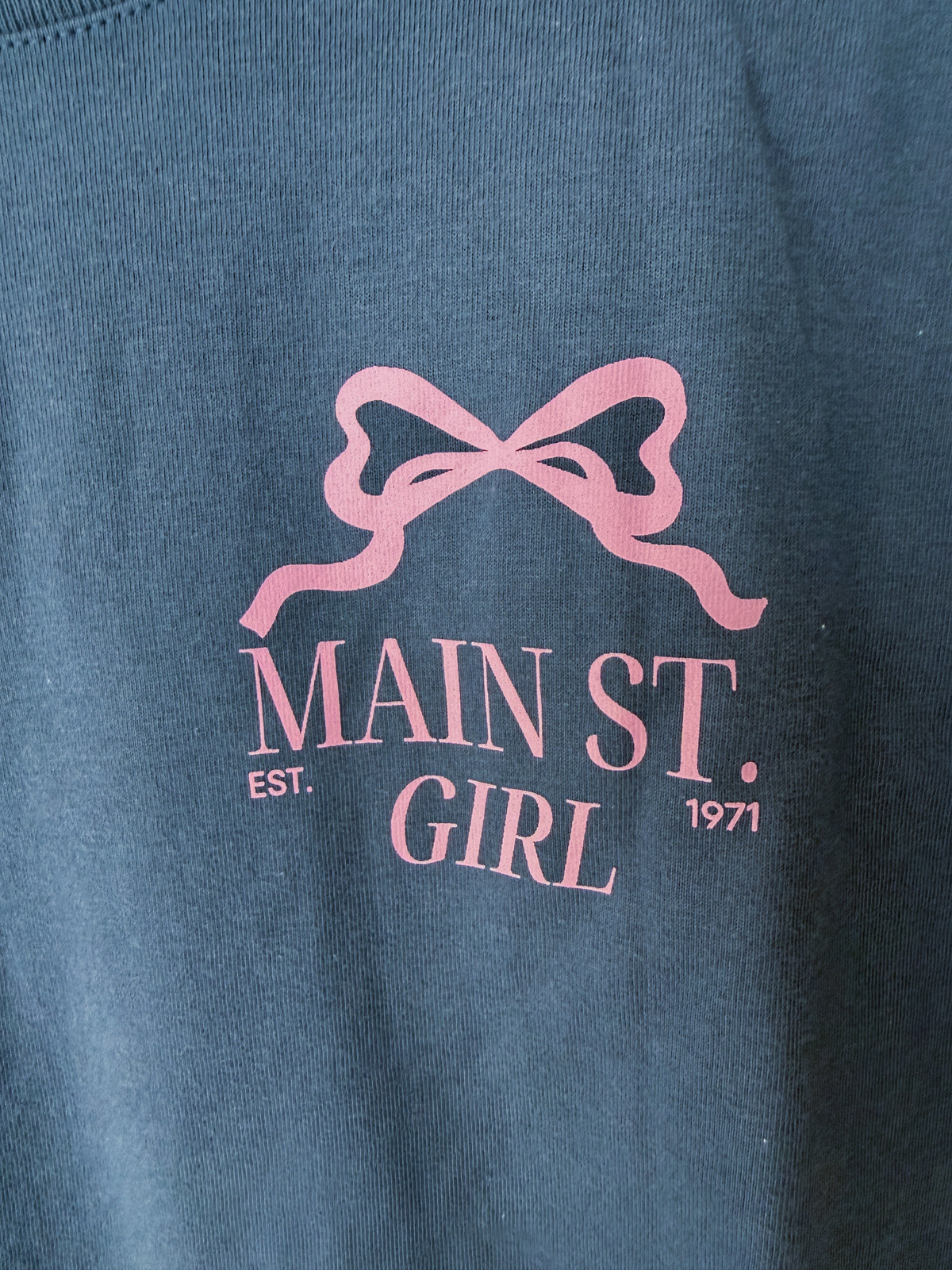 "Main St. Girl" T-Shirt Blue