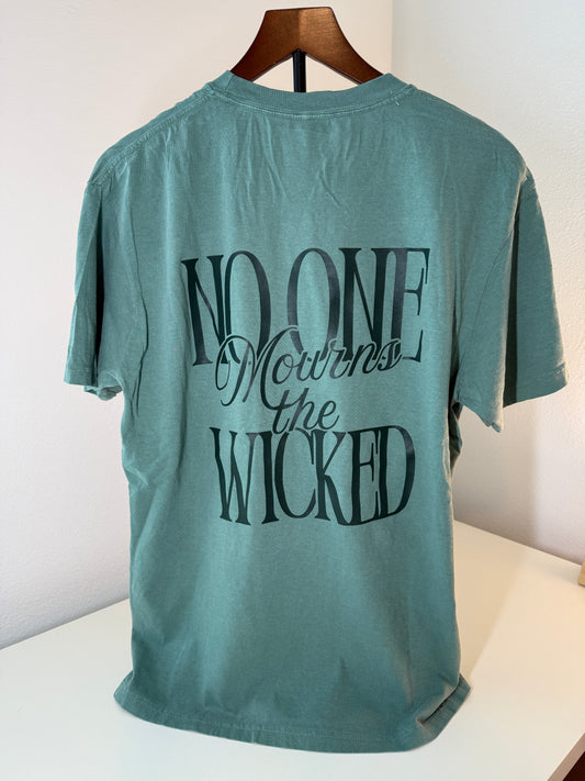 "Elphaba Hat" T-Shirt