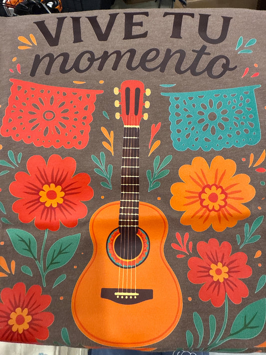 "Vive Tu Momento" T-Shirt